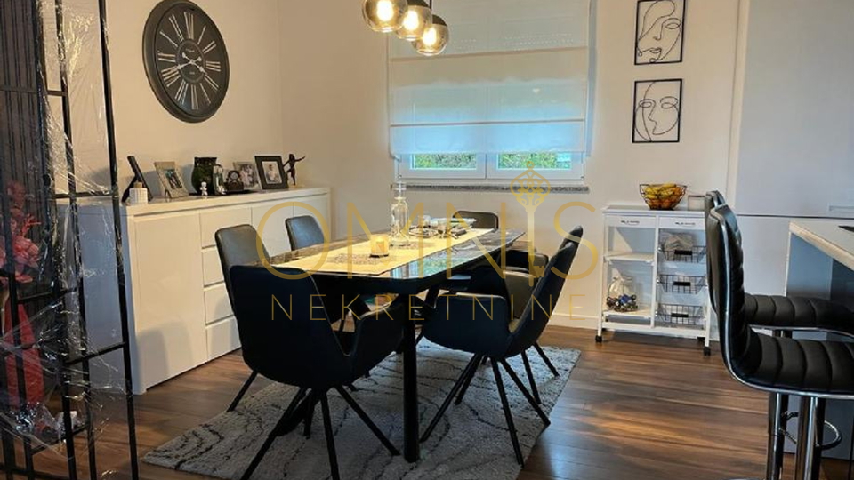Rijeka, Grbci, 3S+DB, 90 m2,balkon!